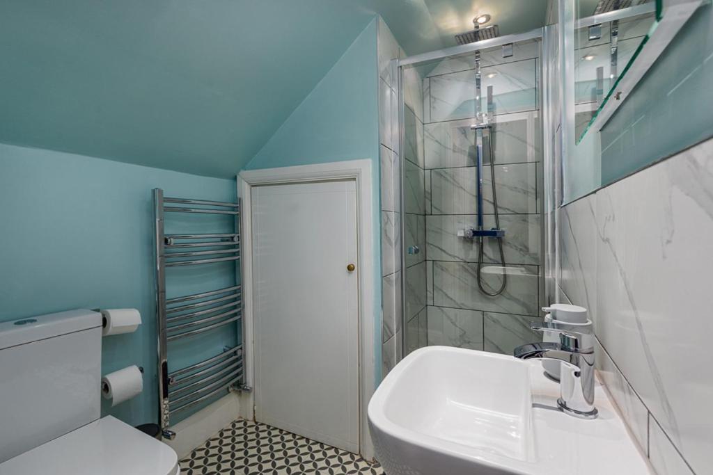 Modern Comfort-Family-Friendly-Near City & Peaks Sheffield Exterior photo